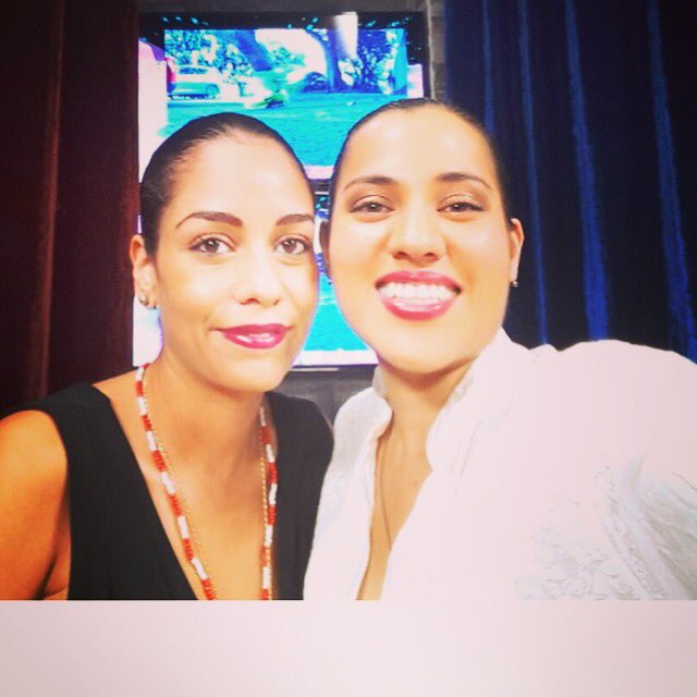 alelatosa's tweet photo. En entrevista con mi adorada @Bebechii en el programa @dailyconharold a hablar de @MicroTeatroMex y @panquebrado https://t.co/C3sQilwhWA