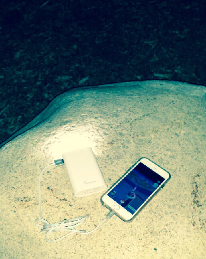SwordfishTech's tweet image. Night event at park with Swordfish SPB-109 Ultra bright Power Bank &amp;amp; catch up #Drowzee#Pokemon#Swordfish#PowerBank#