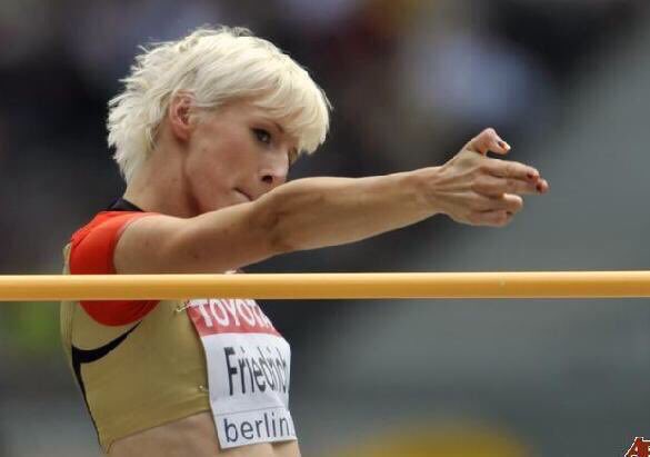 陸上　女子　メダリスト　証明書付き　アリアネ・フリードリヒ 直筆サイン入りフォト 陸上女子メダリスト証明書付きアリアネ・フリードリヒ 直筆サイン入り