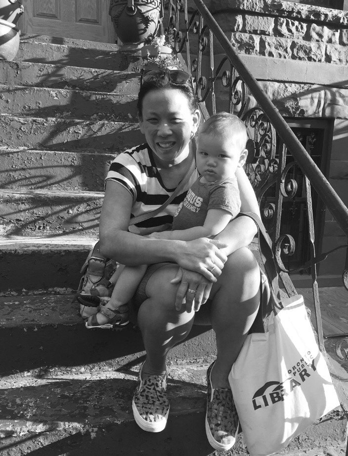 gigglesyee's tweet photo. Stoop life. Post daycare juju. #bedsty #lilneph #juju #blackandwhitephotography #Brooklyn #BKliving #BK https://t.co/ERYjmyM5dt
