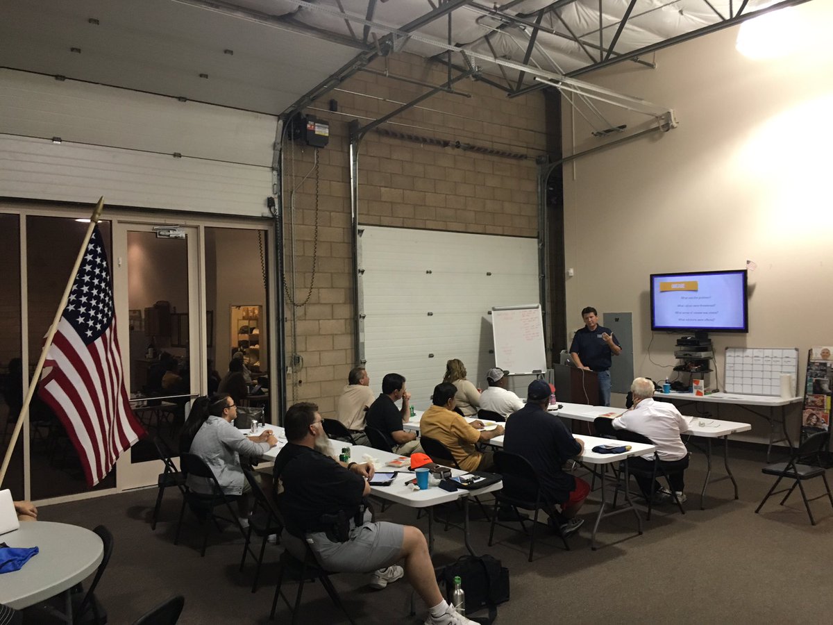 DBulgatz_afp's tweet photo. Awesome first night of GLA Round 2! Thank you @ThatDuaneLester for coming out! #AFPNV @afpnevada https://t.co/PWEwrsOBZo