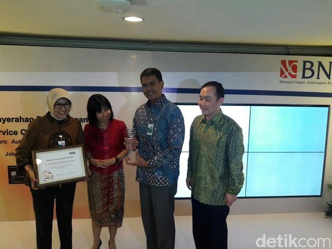 rusman_46's tweet photo. Transaksi Kartu Kredit Korporasi BNI Meningkat 60%, Tembus Rp 1 T https://t.co/TejWUrD1Rv https://t.co/L1Vn4iMTtx