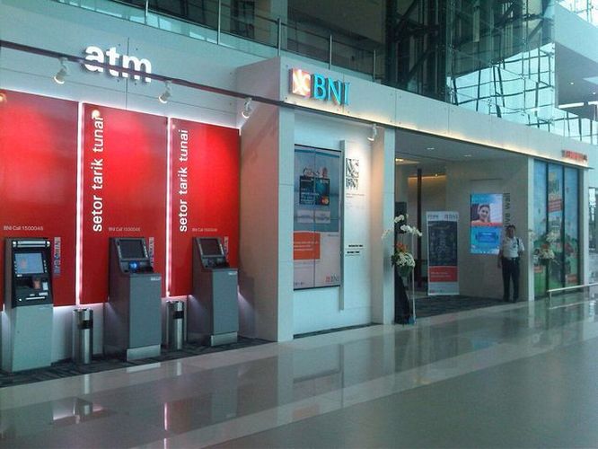 rusman_46's tweet photo. BNI Hadirkan Layanan Perbankan Modern di T3 Ultimate https://t.co/KgqAZJFlJL https://t.co/gRXfoSdXjr