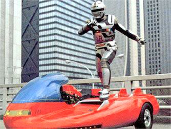カノヒロ 昔 サイドカーの斬新な乗り方を宇宙刑事ギャバンに教えてもらった バイクの日 宇宙刑事ギャバン