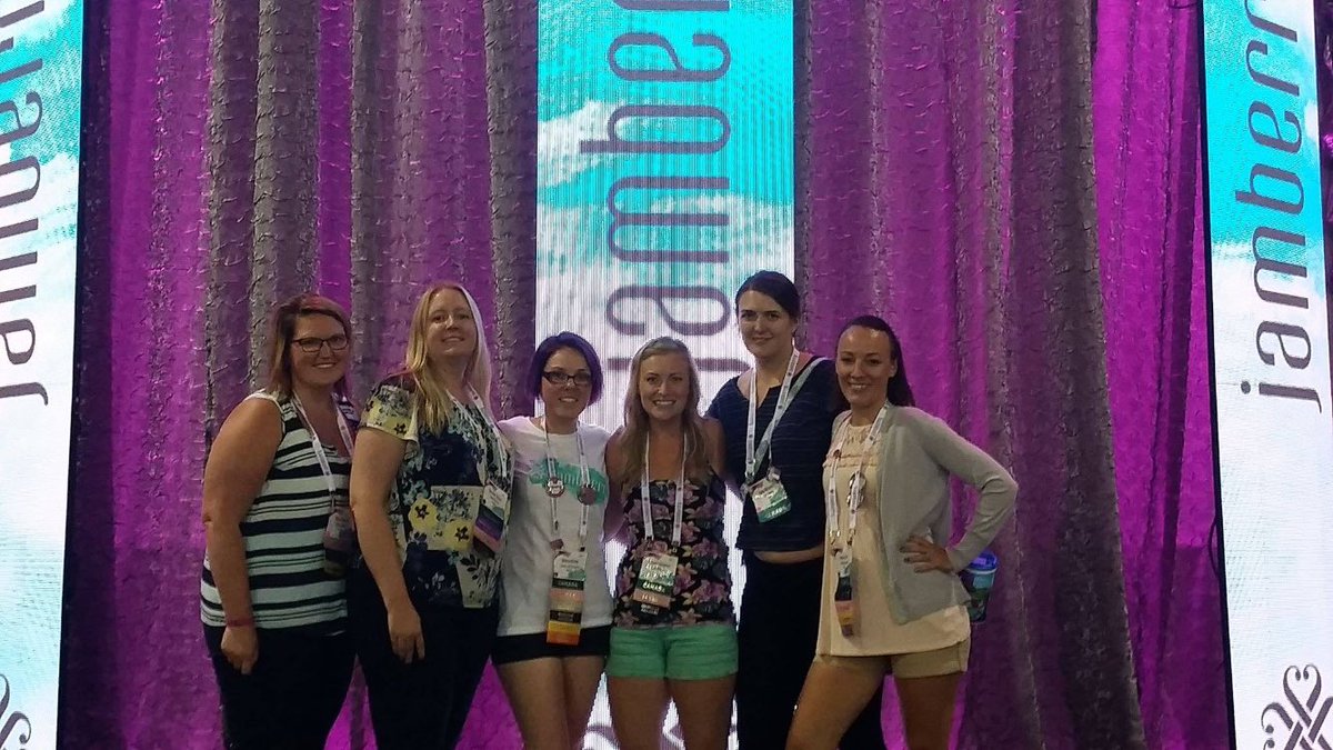 TheWrappedNail's tweet photo. @JamberryNails is there a postpartum #JamCon2016 support group? Thankful for these amazing woman! Bring on #SLC16 https://t.co/6p4pXeIyXy