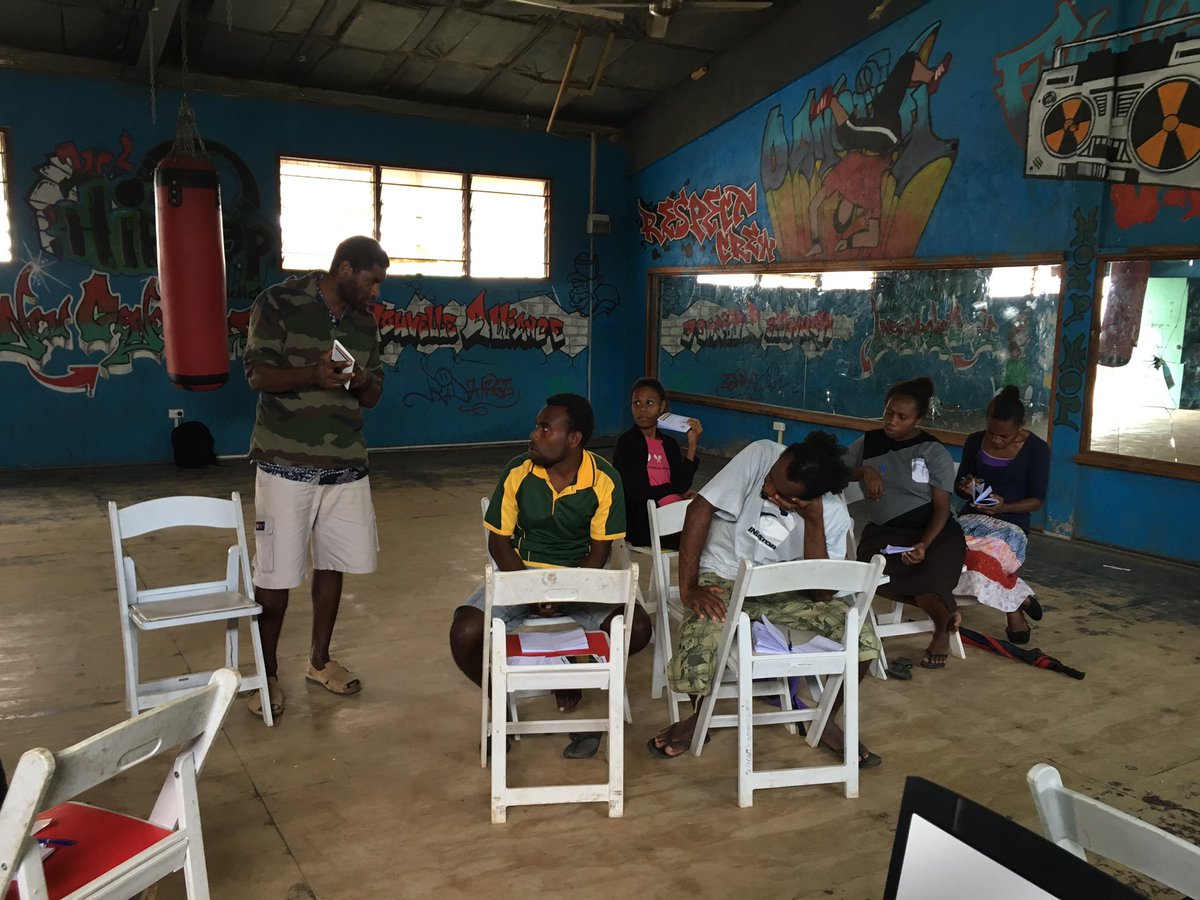 gileslane's tweet photo. Workshop with youth group at Wan Smolbag, learning to make & share #TKRN books https://t.co/Q3Ylx74WnU