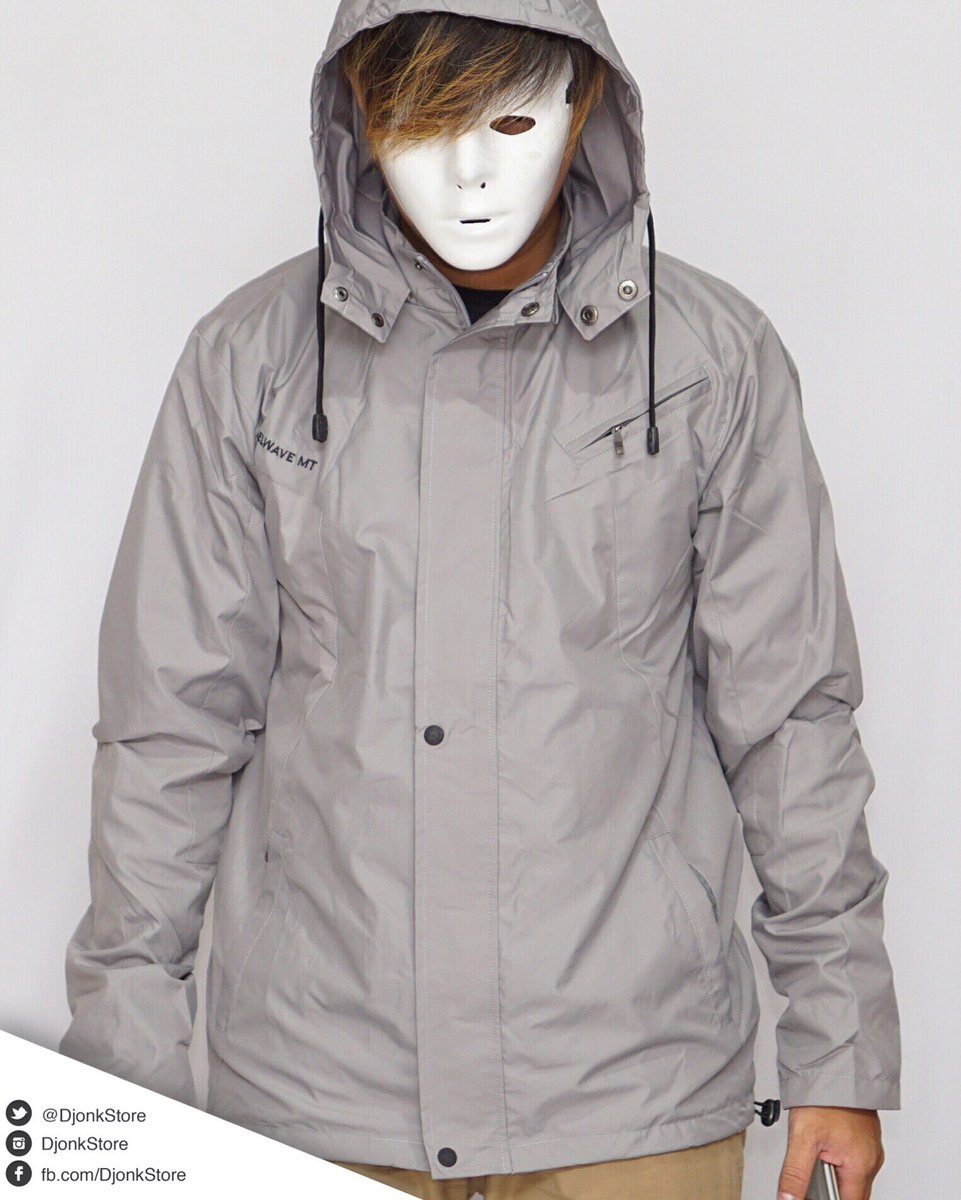 DjonkStore's tweet image. Parka Silver nih, bahannya Taslan (anti air &amp;amp; angin). IDR cuma 200K! 

Belom termasuk diskon #HargaMerdeka. :D