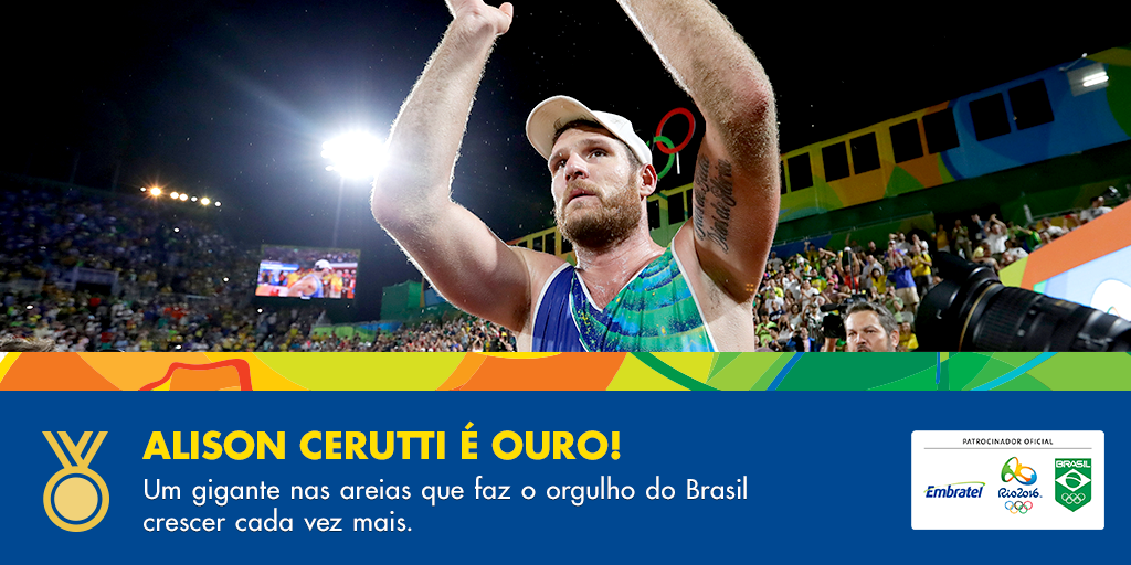 claroempbrasil's tweet photo. É #ouro p/o #TimeClaroEmbratel nas areias do #Rio2016 Milhões de ❤️vibram de emoção.Parabéns, Mamute! @AlisoneBruno https://t.co/kdQlYgkulN