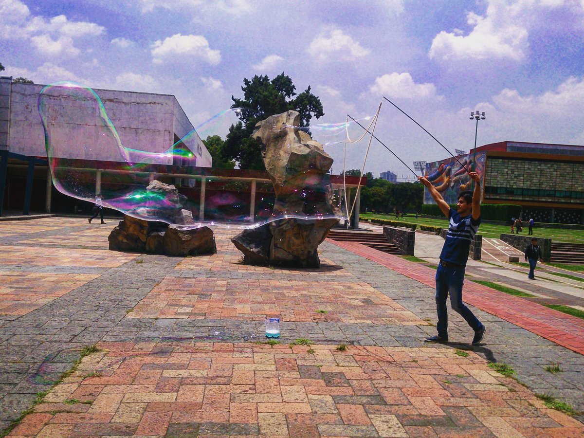 Gracias a todos los que fueron a hacer burbujas gigantes y pueden comprar las burbujas en blunuage.com! 😙