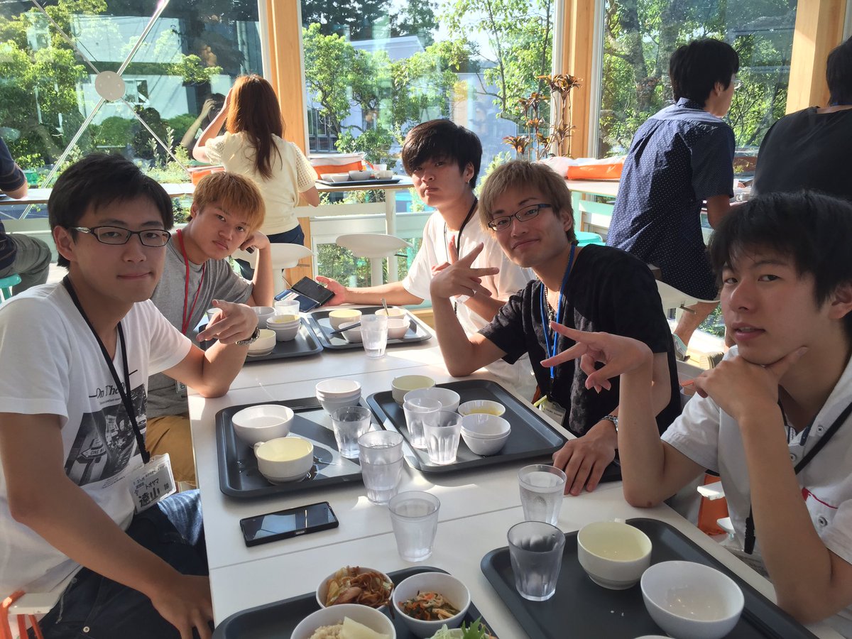 Yamguch's tweet photo. 8.3〜Ｍランドに来て初めは合宿とかどうなることやらと思ったけどそんな不安なんていらんかった！最高〜〜のメンバーで、みーーんな優しいしええ後輩やったな（笑）最初っから最後までみんなほんとにありがとう！必ず近いうちにまた会おうね😘😘 https://t.co/PttdIugGbK