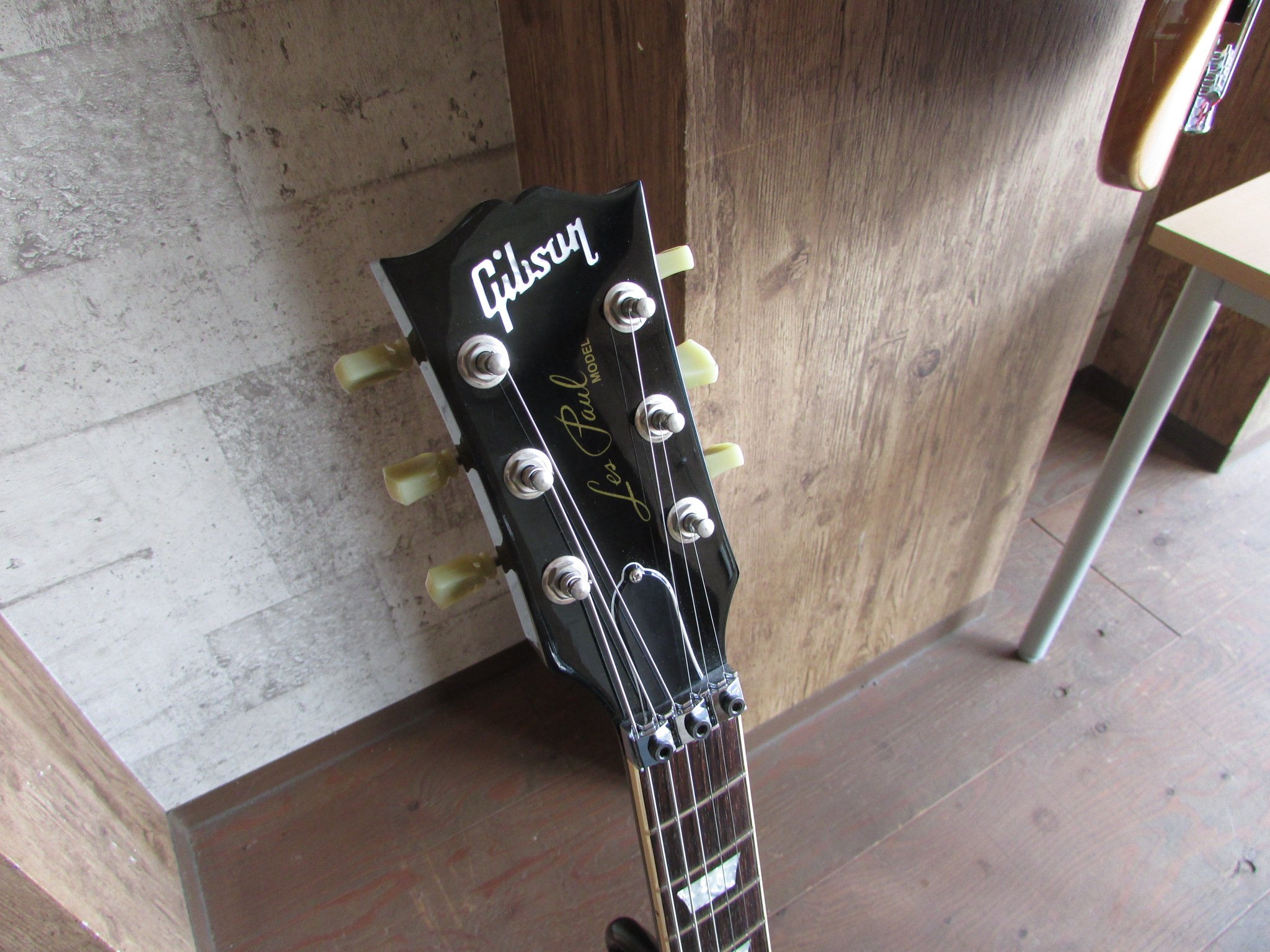 Bygギター ショップ バックヤードガレージ Ar Twitter 新入荷情報 Les Paul Axcess フロイドローズ付きの レスポール ヒールカット等もありモダンな仕様です 目立った傷もなく美品 ハードケース付きです 中古ギター Gibson ギター Bygギター ショップ バックヤードガレージ Ar Twitter 新入荷情報 Les Paul Axcess フロイドローズ付きの レスポール ヒールカット等もありモダンな仕様です 目立った傷もなく美品 ハードケース付きです 中古ギター Gibson ギター