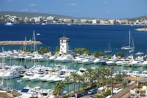 #PRINCESS V-62 "FOR SALE"
#Mallorca <a href="/Princess_OC/">Princess Owners Club</a> 
info@internautic-yachts.com
internautic-yachts.com