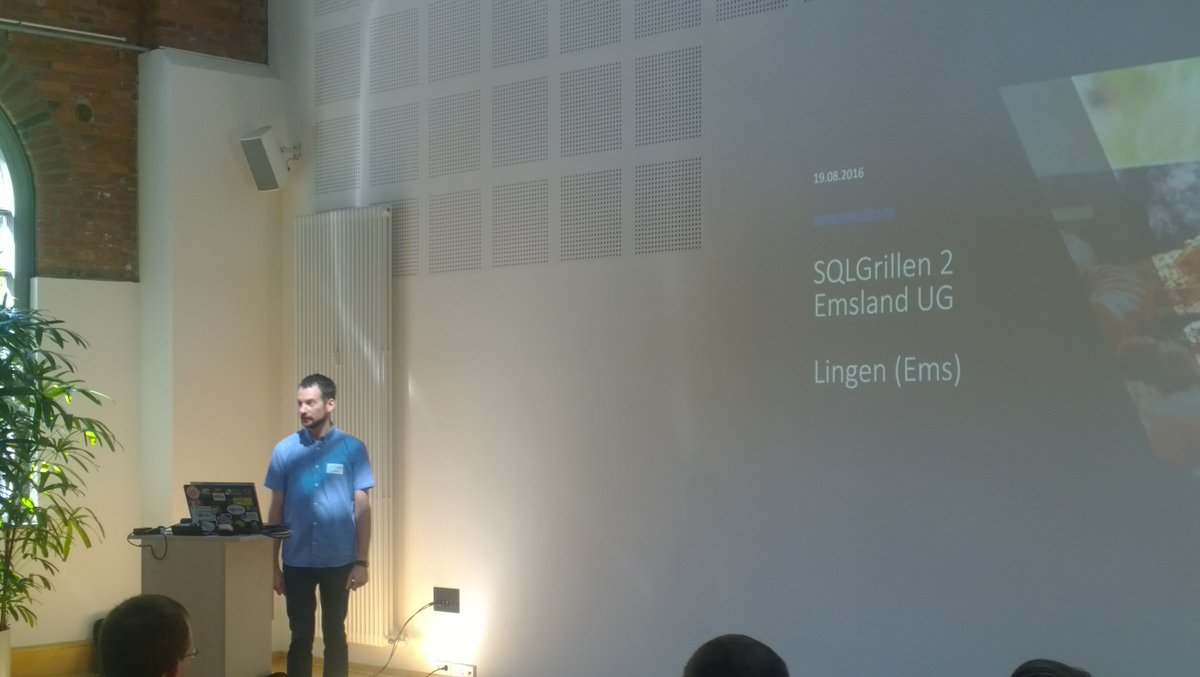 KoprowskiT's tweet photo. #SQLGrillen is about to start by @sql_williamd opening keynote #sqlpassde #sqlfamily #MVPBuzz https://t.co/S5n59Mn5yT