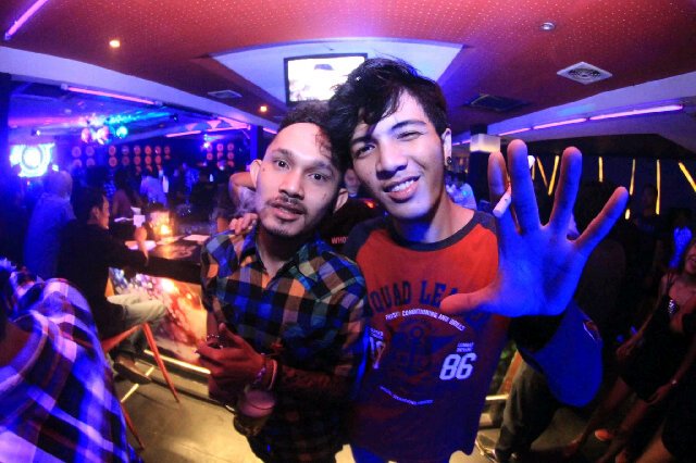 Melvan kiel tweet media