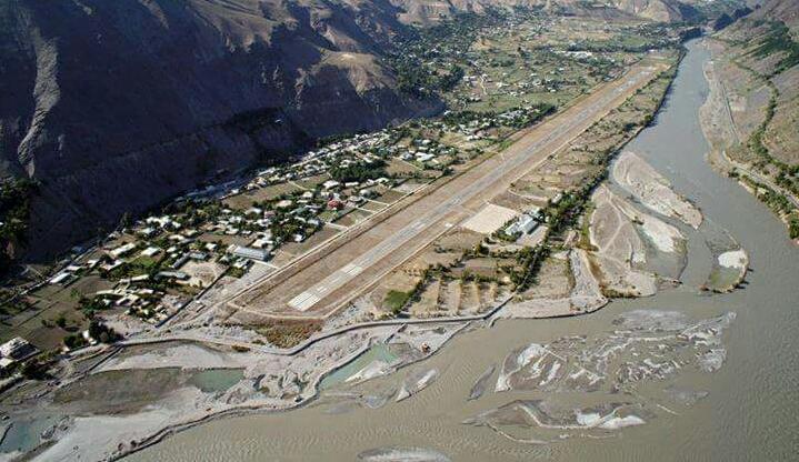 Fasih555's tweet photo. @BenazirMirSamad #WorldPhotographyDay #LandofBeauty #Chitral #Airport #Trichmir #Qaqlasht #BeautifullPakistan https://t.co/VDWD9I4nY8