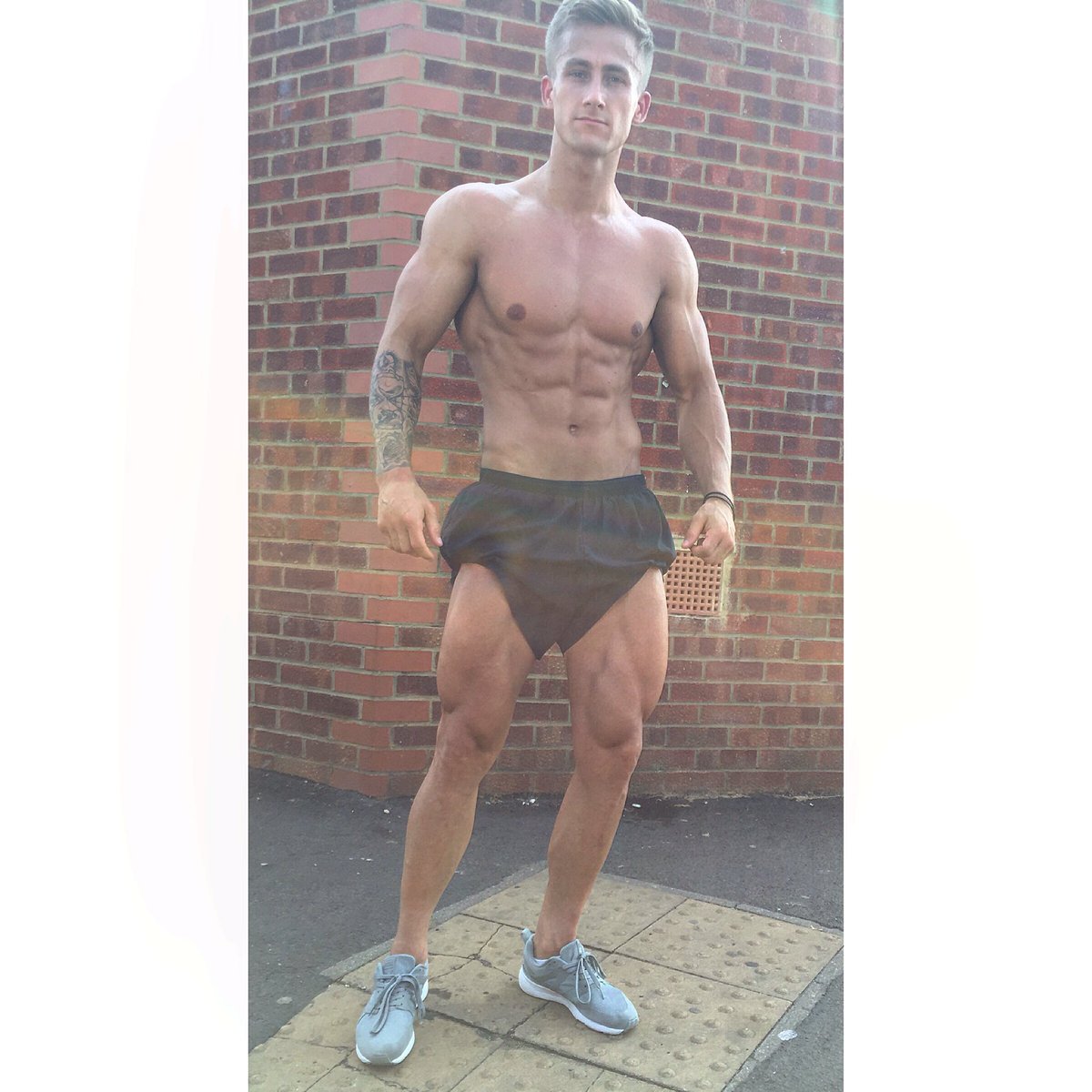 JackieWilson_93's tweet photo. 9 FUCKING DAYS https://t.co/yygMU07yHq
