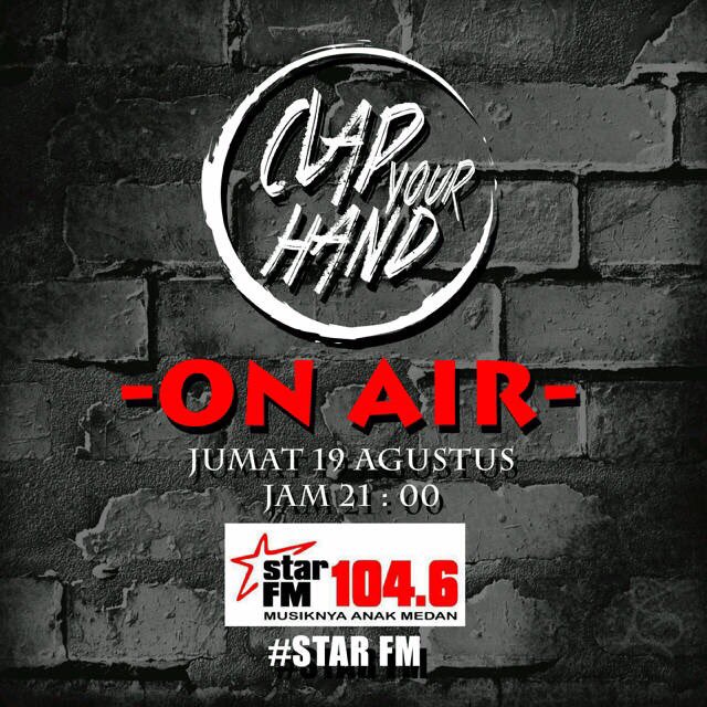 malam ini @clapyourhandd bakal on air di @starfmmedan 104,6. musik nya anak medan
