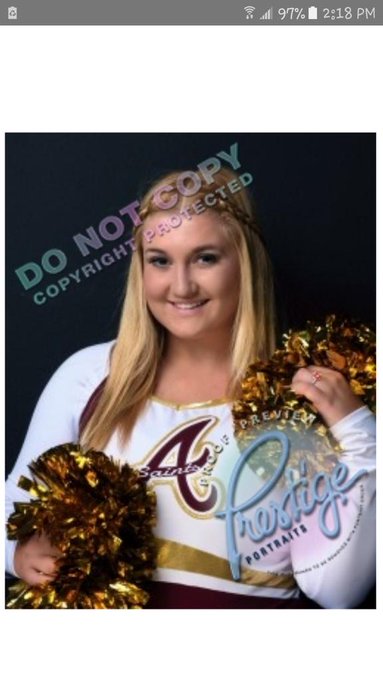 Senior pictures 🎓😍 https://t.co/f1FFdrND8O<a href="/tag/newprofilepic"class="tags"><span>#newprofilepic</span></a>