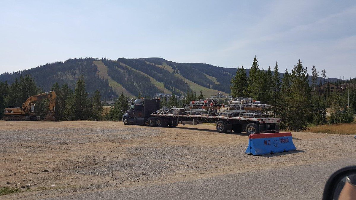 TheSkiClub's tweet photo. #BigSky resort in Montana is getting not one but TWO new lifts, including a fast 6-seater @bigskyresort #newlifts https://t.co/xIH18KX1oh