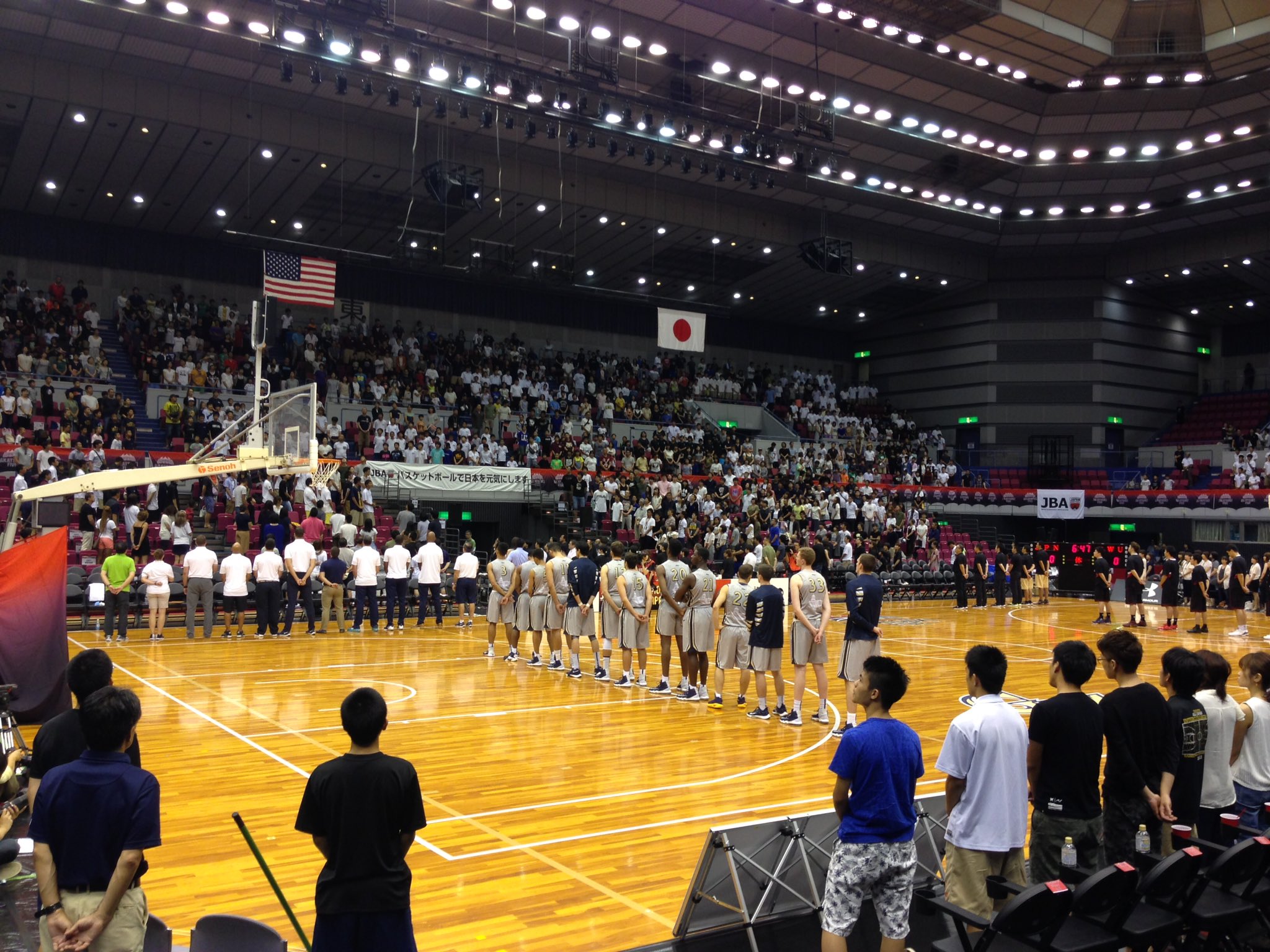 日本バスケットボール協会 Jba 代表 試合日程 男子国際親善試合16 静岡大会 浜松アリーナ まもなくティップオフ 18 00 男子日本代表vsジョージ ワシントン大学 Akatsukifive T Co Hmcofigs28 Twitter