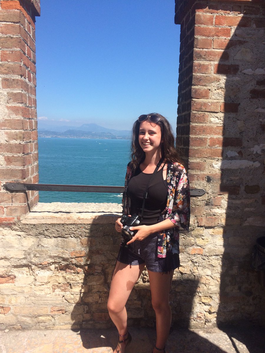 Anna Louise Nicholls tweet media