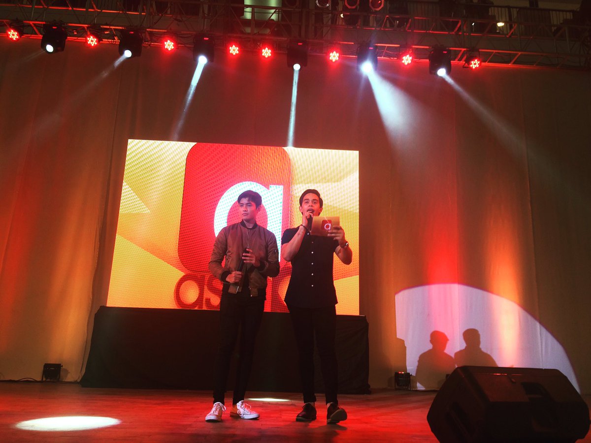 abreezatweets's tweet photo. #breezykadayawan at abreezayalamall https://t.co/sb2qEgZzhR
