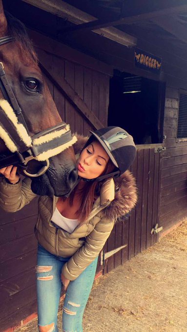 Been out this morning for a hack...I'm gonna miss this when I get back to London! 🐴 https://t.co/c8Q<a href="/tag/mymates"class="tags"><span>#mymates</span></a><a href="/tag/lockdownlife"class="tags"><span>#lockdownlife</span></a>