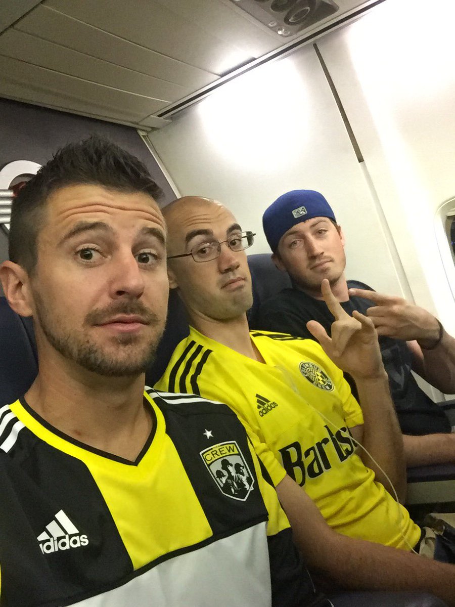 RyAn7CiEpLy's tweet photo. @APrecourt @MurderersRow614 @ColumbusCrewSC @FrankieHejduk2 MR is all boarded for the flight to Boston! #MRonTour https://t.co/l087rKsqto