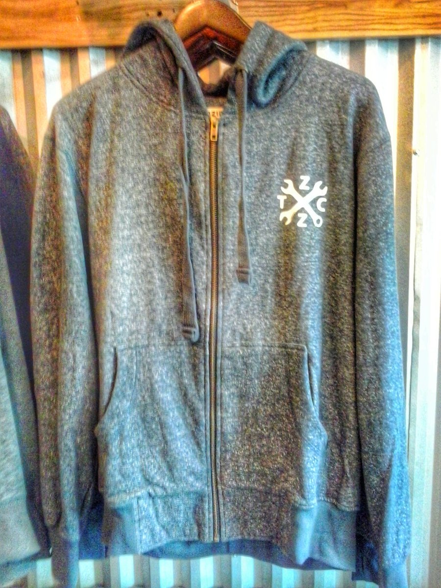 telah hadir di ToziCozy,sweater Hoody....
# Buy anythink stuff and GET the member Platinum card for 25%OFF