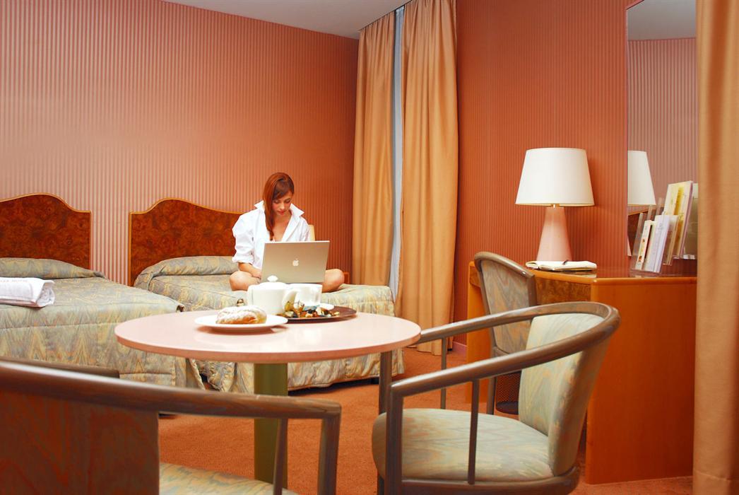 park63's tweet image. #Perugia Park #Hotel September in Umbria perugiaparkhotel.com/en/#Welcome