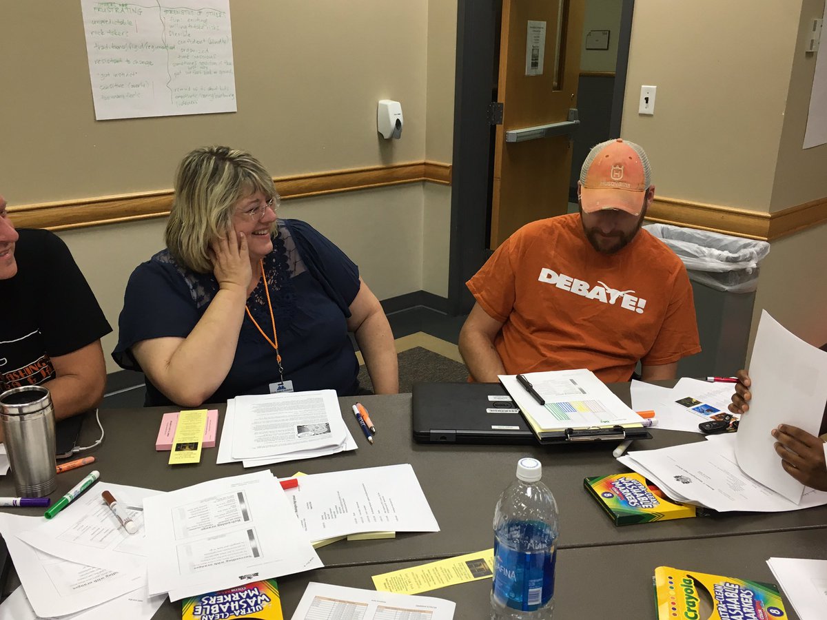 #BTWHornets starting the year off right. Connections help get work done! #TPSontheMove <a href="/TulsaSchools/">TulsaSchools</a> <a href="/deborahgist/">Deborah Gist</a>