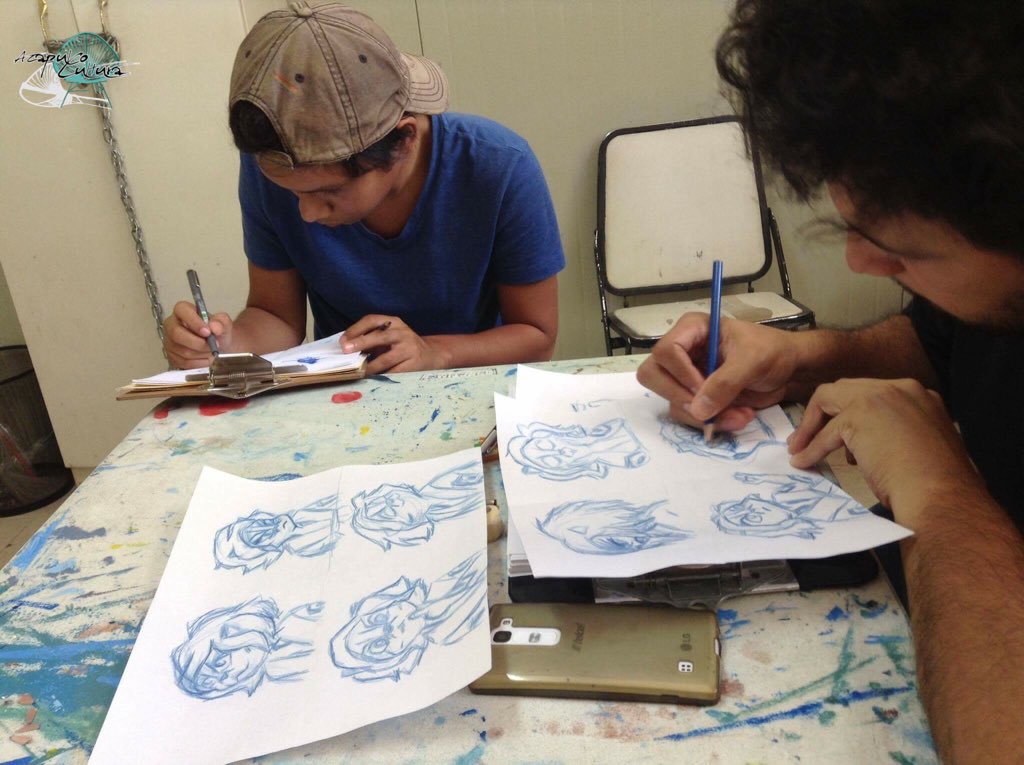 Esto fue el taller de #CreaciónDePersonajes por Tania Camacho de @JoursdePapier, en el Centro Cultural Faro Zapata