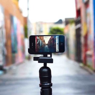 DigiPerform62's tweet photo. Video Marketing Guidelines for Social Media Success
#SocialMedia
https://t.co/TuoQ2KPYth https://t.co/aScqKBUyBX
