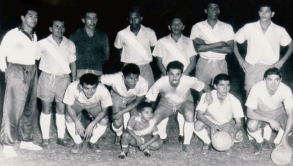 AntonioUbilla1's tweet image. José Vicente Balseca en Emelec 1962, &quot;El Ballet Azul&quot; y la delantera de &quot;Los 5 Reyes Magos&quot;