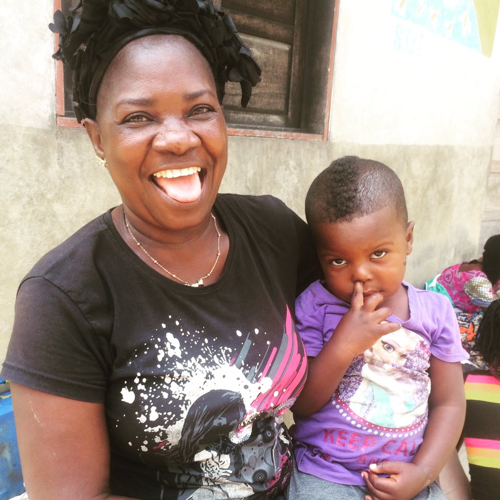 Enabel_en_RDC's tweet photo. Grâce au #prodadekk maman Sabine fait 2 jours de route avec ses produits agricoles au lieux de 7 dans une baleinière https://t.co/G9otQph9GN