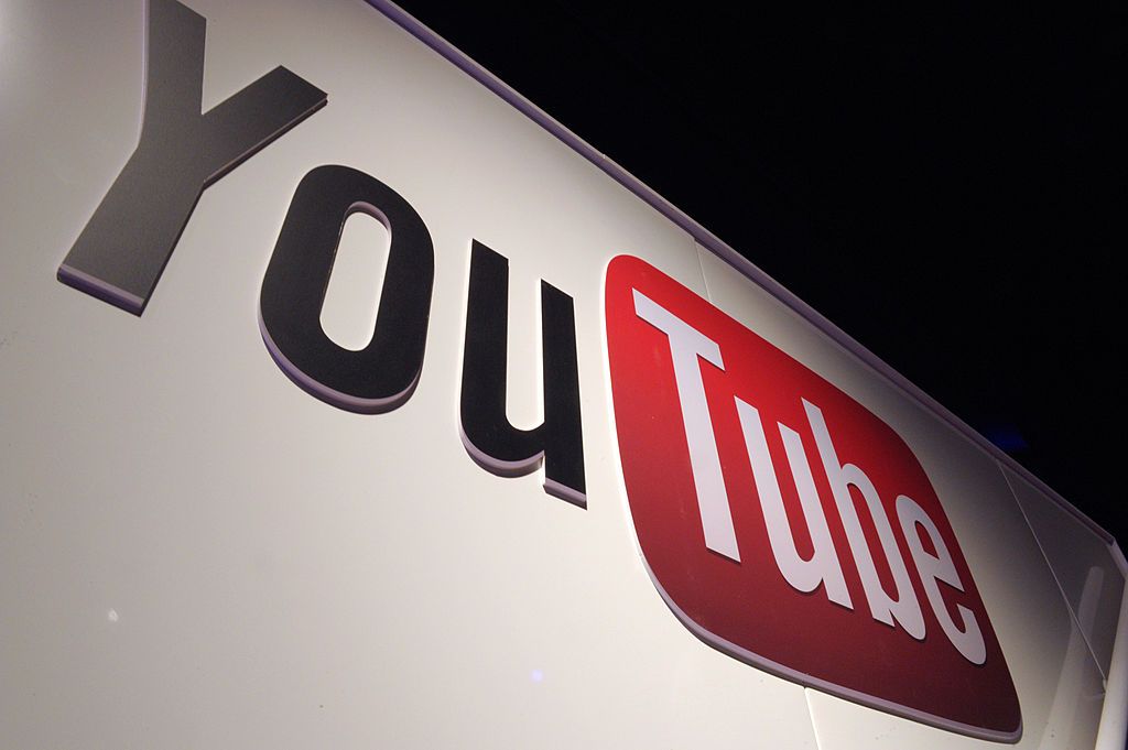techcrunch_afri's tweet photo. YouTube opens a Creator Store retail shop at Google’s London offices https://t.co/SWHazeS2wD https://t.co/znvBrF64j3