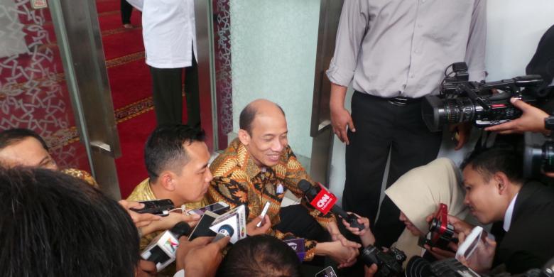 Usai Bertemu Jokowi, Arcandra Sebut Berkontribusi untuk Negara Tak Harus Jadi Menteri teropongindonesia.com/2016/08/19/usa…
