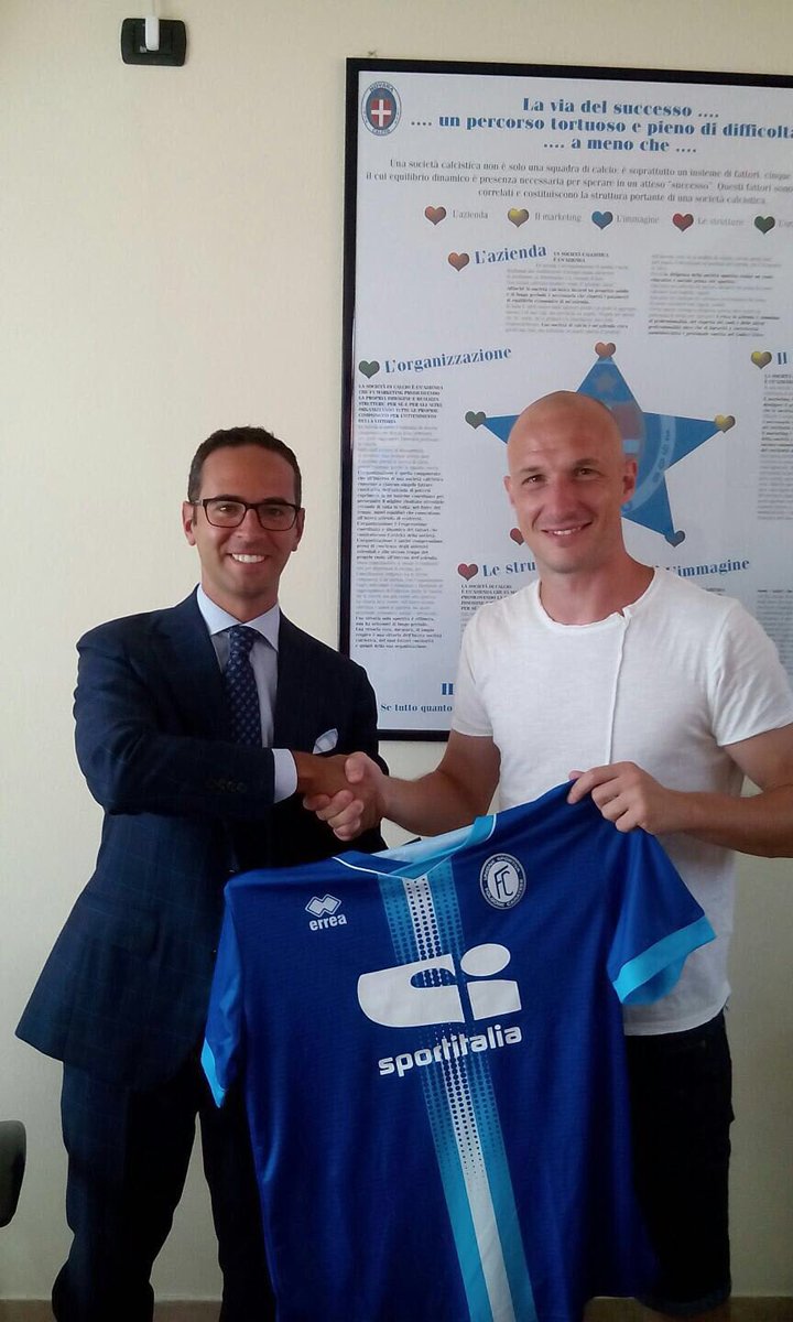 folgorecaratese's tweet photo. Chi fa l'esordio domani è Mauro #Belotti, ex Lumezzane! H 17.30 vs @NovaraChannel, stadio XXV Aprile a Carate Bza! https://t.co/zYAPgtFruh