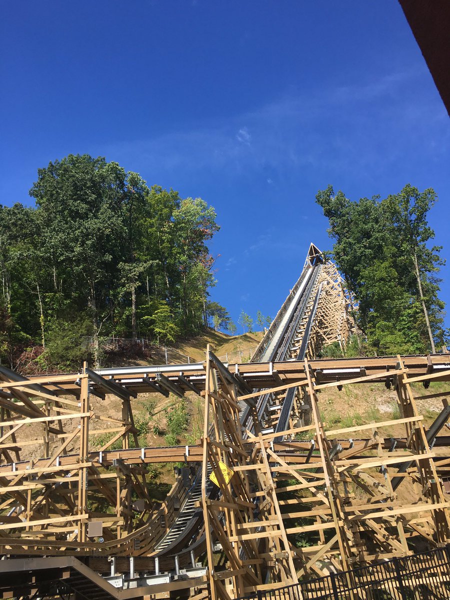 TennTripGuides's tweet photo. #GoodMorning from Lightning Rod at @Dollywood! The most amazing ride you'll ever ride! #Dollywood https://t.co/ok1LKU8Ihu