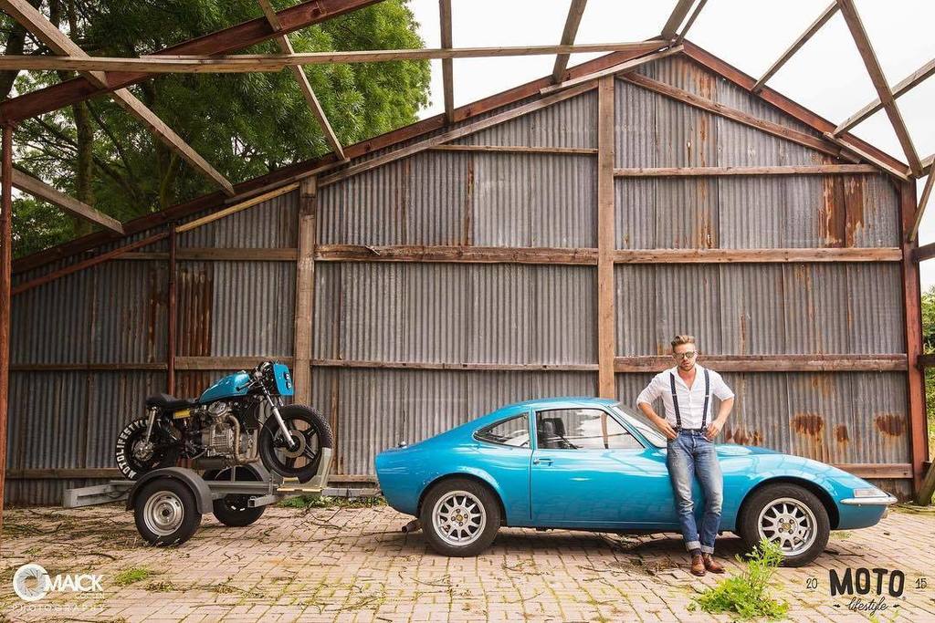bike_bound's tweet photo. Love: Sjoerd Veenstra of @motolifestyle_original is building this #CX500 #caferacer as a tribute to his dad's Opel … https://t.co/vCfD4ppOHu