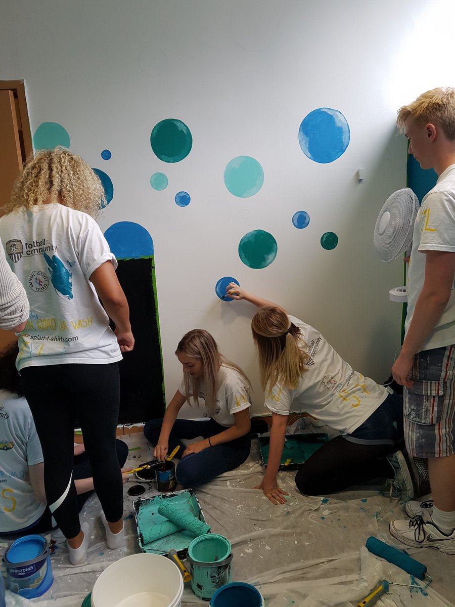 The amazing Team Cape Pome painting the victim suite at West Bridgford Police Station <a href="/Catch22NCS/">Catch22 NCS</a> #socialaction #NCS
