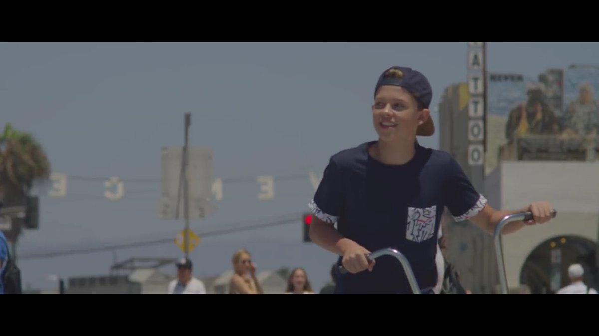 shiralaor22's tweet photo. @jacobsartorius โคโคโคโค
#HitorMissMusicVideo
๐๐๐๐๐๐
I LOVE YOU JACOBโค https://t.co/St00AJwMlA