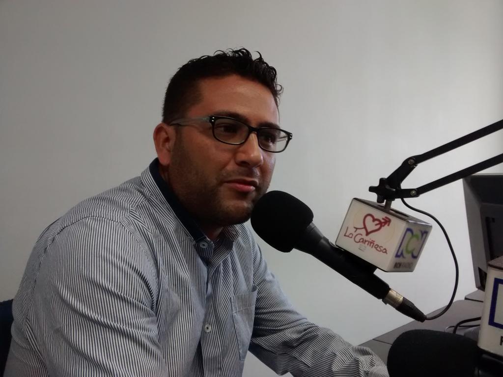 lacarinosa1210's tweet photo. A esta hora análisis a las problemáticas de #Dosq con el concejal Robert Sanchez @DosquebradasRda @secresaludosque https://t.co/rGp38W0JAt
