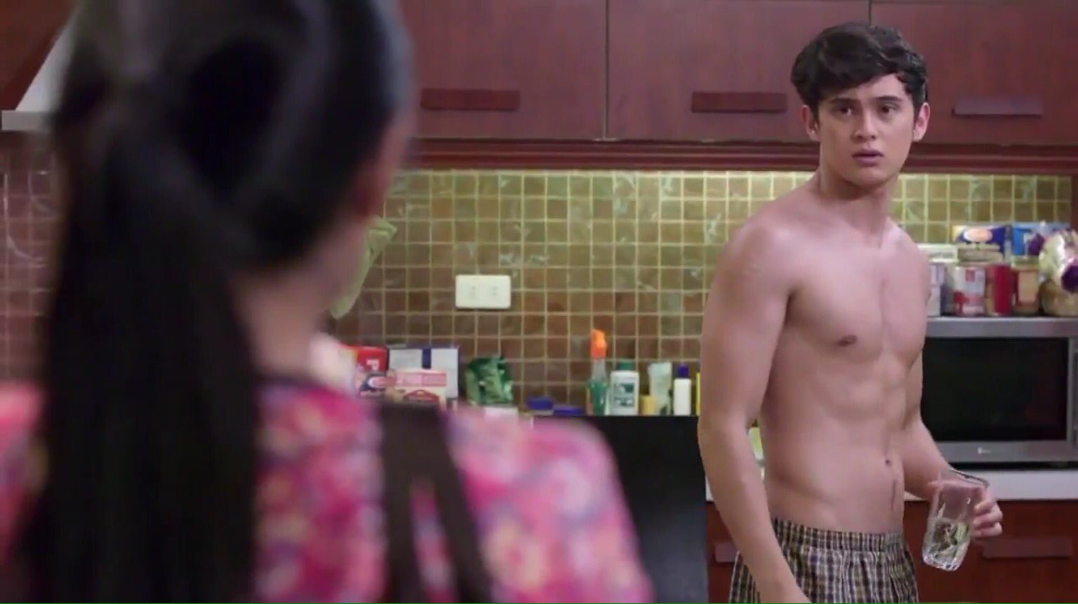 CqOQcn7VUAA0CSW?format=jpg&name=large