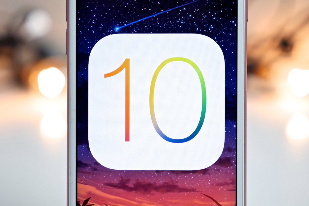 BestNewsStory's tweet photo. iOS 10 is here!! Get the early release on the new iPhone update that will blow your mind! 

https://t.co/smMnsoXtKg https://t.co/Zc6h6PJ2Y3