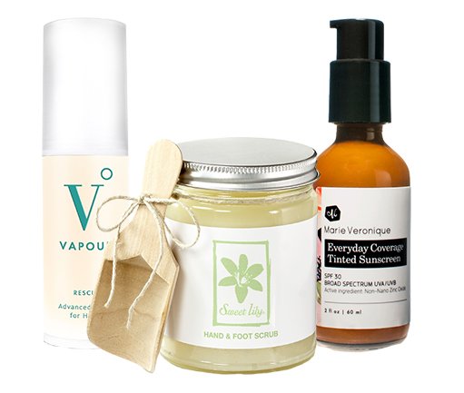 3 Steps for Soft &amp; Healthy Hands by <a href="/OrganicSpaMag/">Organic Spa Magazine</a> organicspamagazine.com/3-steps-soft-h… MV sunscreen: marieveronique.com/collections/su…