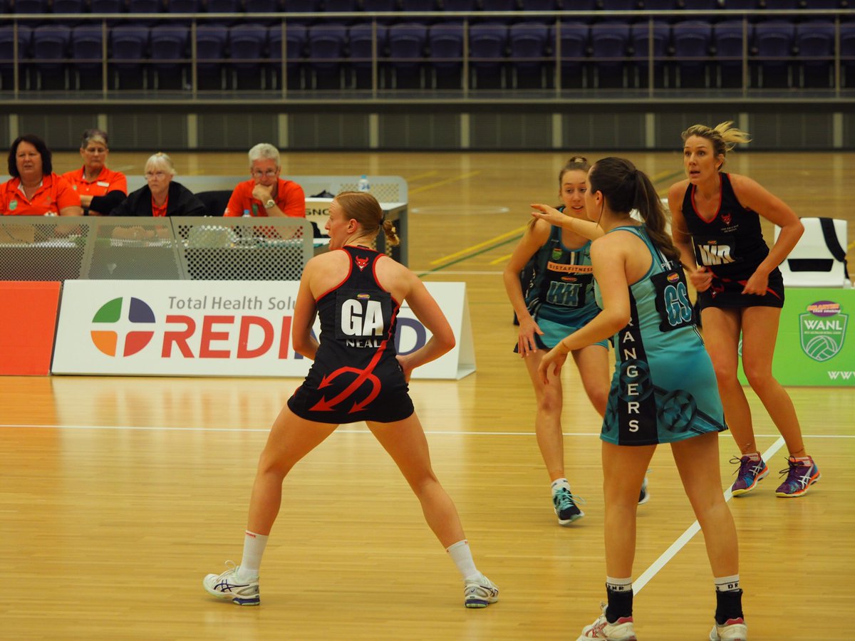 clixbymia's tweet photo. 3QT: Demons created a large margin in this term 43-32 Rangers falling behind @NetballWA #STSWANL16 https://t.co/vz4LvDQDYk