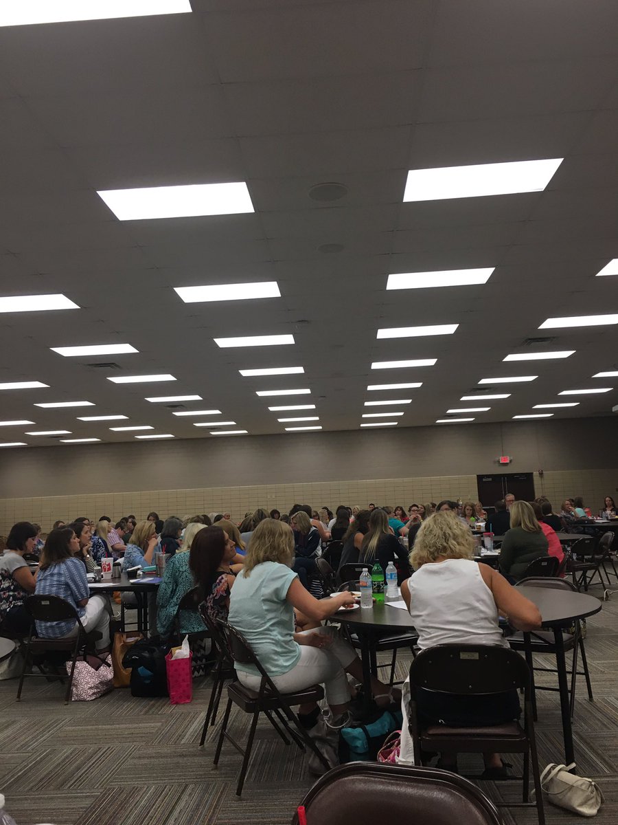 MrD_DoesMath's tweet image. My first @knoxschools Coaches Network session and I&apos;m super excited to collaborate! @KCSProLearn #CoachesNetworkKCS