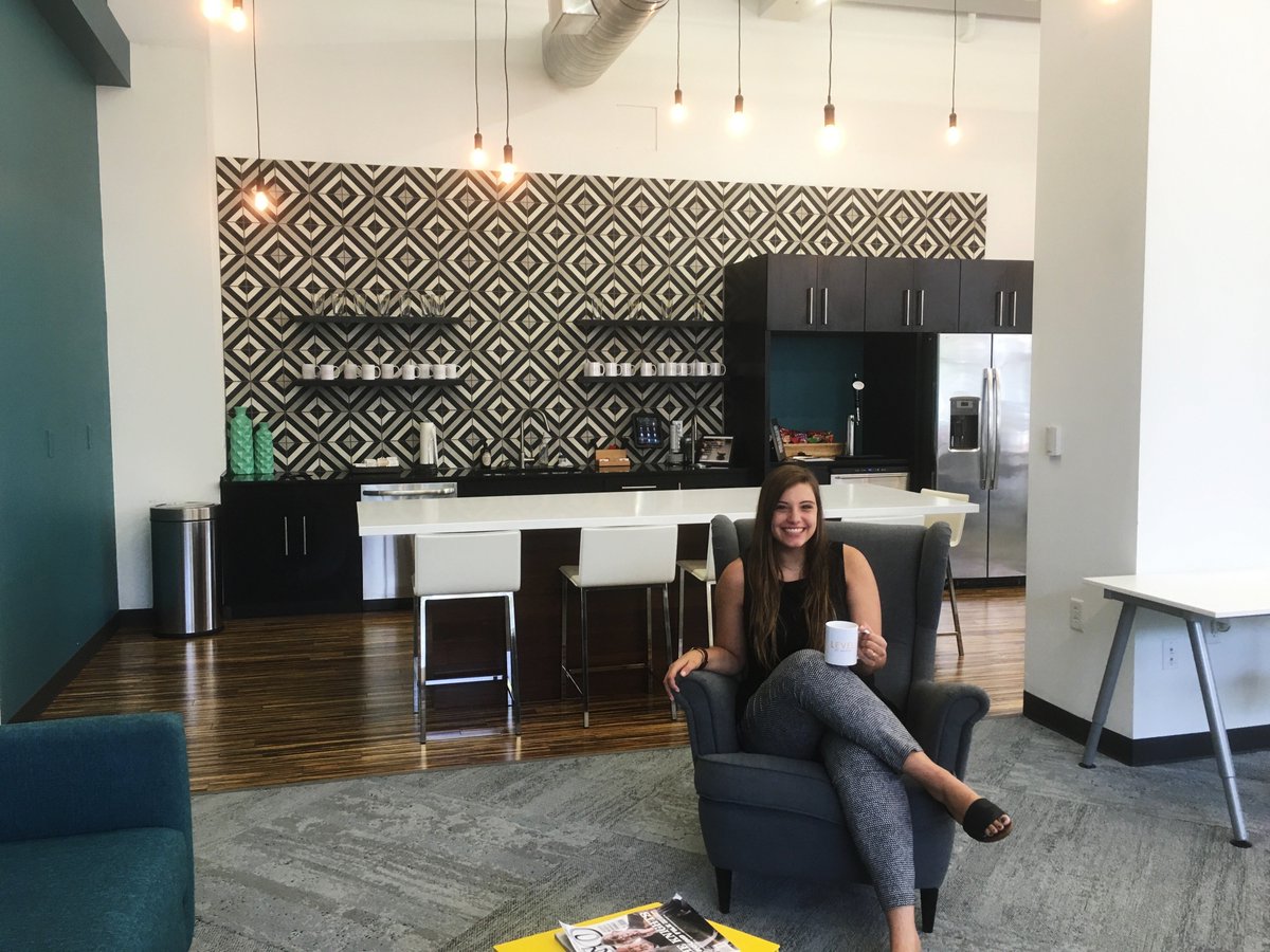 ExpansiveWork's tweet photo. New #HumansofLevel - "It is a passion and talent of mine that I turned into a business..." https://t.co/IoBuRXowiJ https://t.co/M4F4Zmmybh
