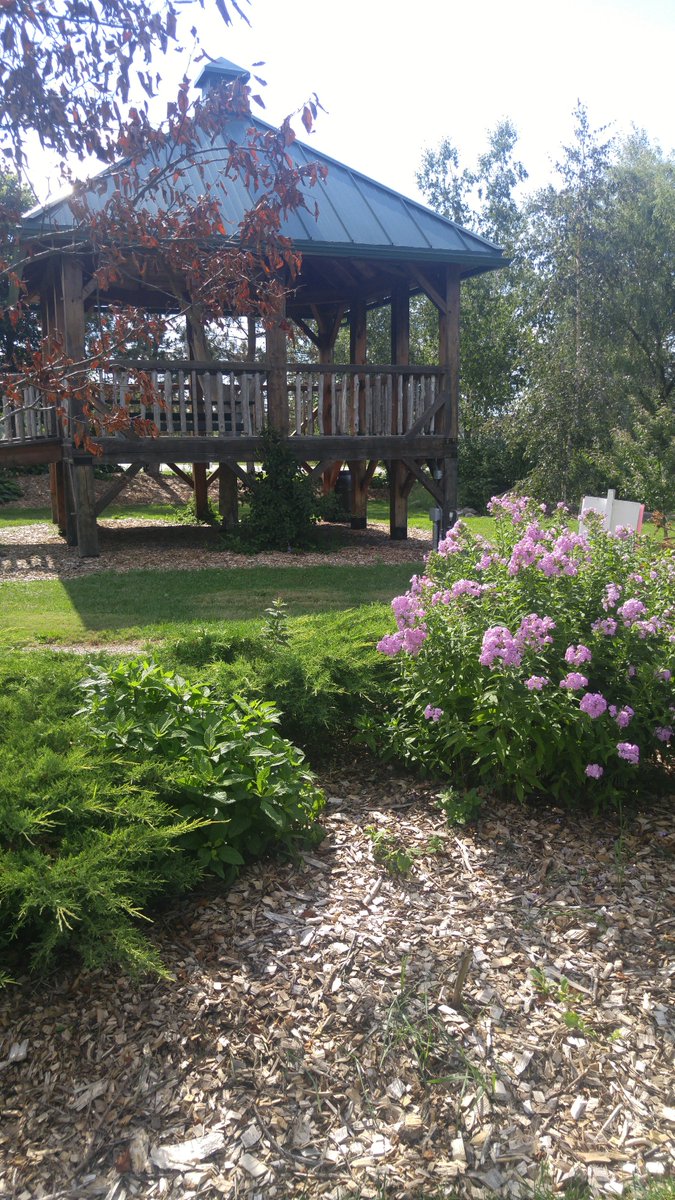 South Burlington, VT tweet media